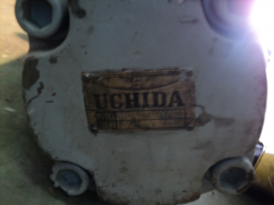 ปั๊ม uchida 2ตอน เสื้อเหล็ก 14 ฟันสวยพร้อมใช้และจัดส่ง