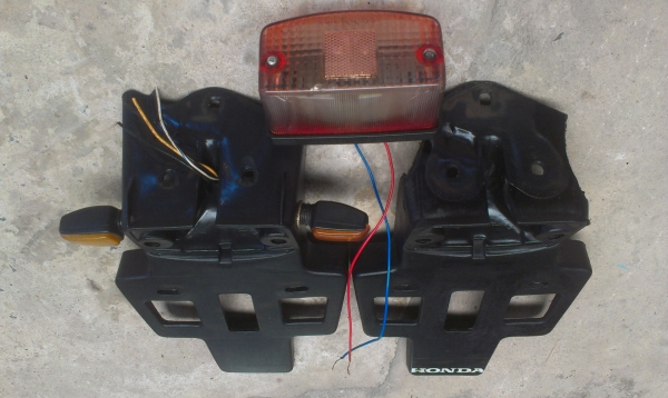 ชุดขาจับไฟท้าย MTX