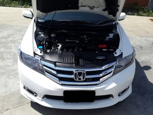 HONDA CITY ปี 2012 ติดแก็ส CNG หัวฉีด จากโรงงาน ชุดแต่งรอบคัน ARIBAG คู่หน้า เบรคระบบ ABS กระจไฟฟ้า เครื่องเดิมๆวิ่งดี ช่วงล่างแน่น แอร์เย็น ภายในสภาพสวย สีสวย รถพร้อมใช้งานทันที จัดไฟแนนได้ ฟรีดาวน์