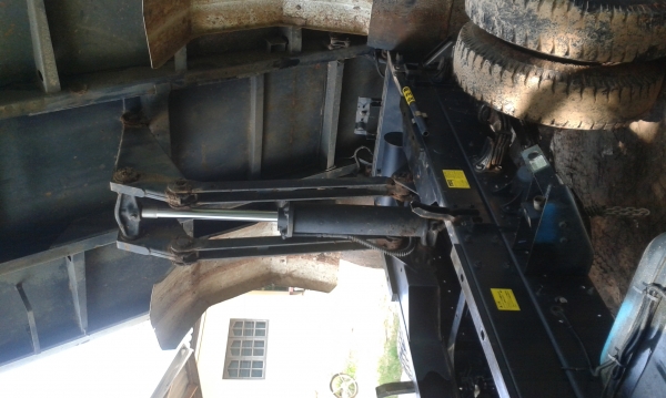 ขาย IZUSU Deca 190hp 6HL1 รับประกันความใหม่ สภาพสวยมากๆ ดั้มพ์นอกแท้ทั้งคัน แคสซี่สั้น ขาย IZUSU Deca 190hp 6HL1 รับประกันความใหม่ สภาพสวยมากๆ ดั้มพ์นอกแท้ทั้งคัน แคสซี่สั้น