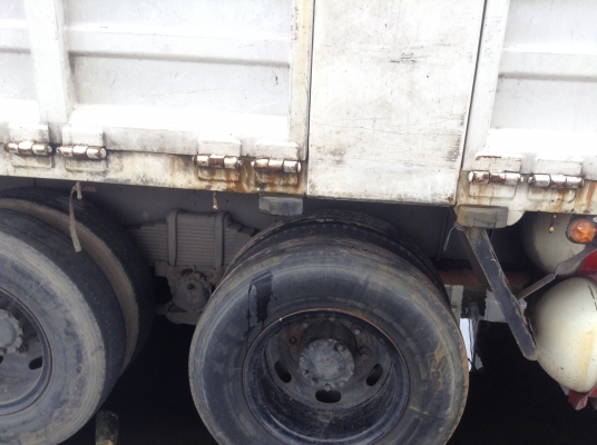 ขาย10ล้อเมก้า220แรง1เพลา ติดแก๊สสยามราช กะบะคอกไม่ดั้ม