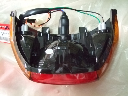 ไฟท้าย บังโคลน กระเป๋า ไฟท้าย บังโคลน กระเป๋า