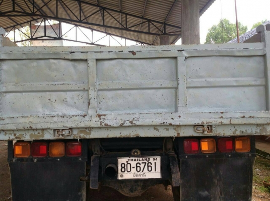 6ล้อดั้มพ์ ISUZU ROCKY 195แรงม้า คัทซีสวย เครื่องดี รถใช้งาน ราคาต่อรองได้ 087-2976734