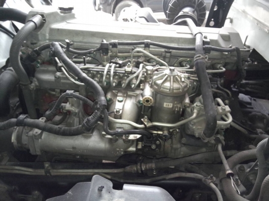 รถฮีโน่ 10 ล้อ  260 แรงม้า. ปี 49  ( ขายแม่ , ลูก )  สนใจติดต่อ 081 - 6079515