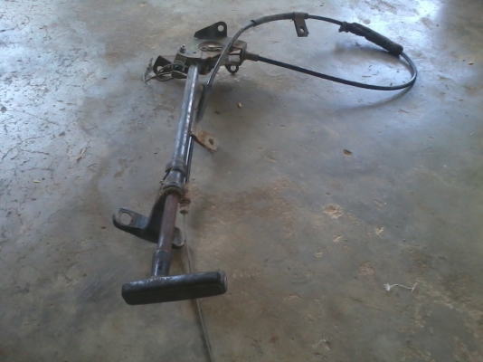 ขายชุดดึงเบรคมือของ MITSUBISHI CYCLONE