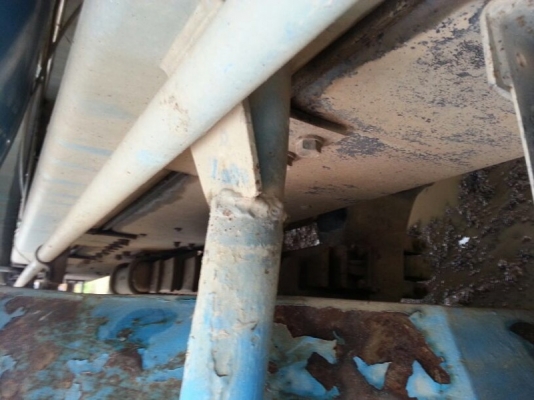 รถฮีโน่ 10 ล้อ โม่ปูน 330 แรงม้า. ปี 53 ( รถวิ่ง 1xx,xxx กม. ) สนใจติดต่อ 081 - 6079515 รถฮีโน่ 10 ล้อ โม่ปูน 330 แรงม้า. ปี 53 ( รถวิ่ง 1xx,xxx กม. ) สนใจติดต่อ 081 - 6079515