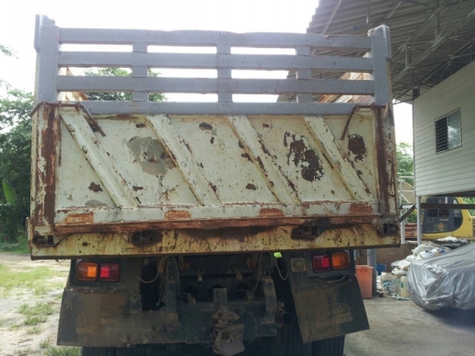 รถนิสสัน 10 ล้อดั้ม  320 แรงม้า. ปี 50  สนใจติดต่อ  081 - 6079515