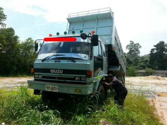 10ล้อดั้มพ์ ISUZU ROCKY 240แรงม้า เครื่องดี คัทซีสวย ราคาต่อรองได้ เอกสารเล่มทะเบียน 087-2976734