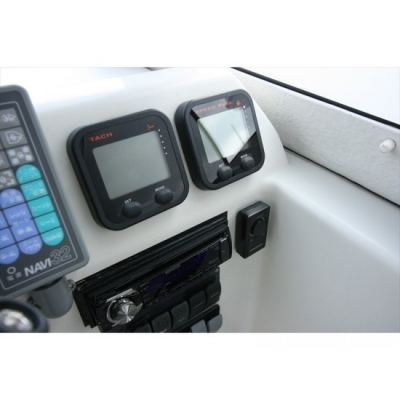 ขายเรือตกปลา Nissan SanCat 7.7 ปี1995 พร้อมเครื่องใหม่ Yamaha F150AETX *** สินค้าพรีออเดอร์ค่ะ ***