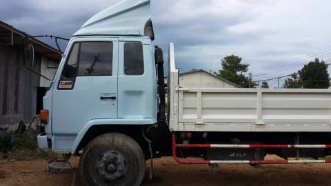 6ล้อช่วงยาว 7.20ม ISUZU ROCKY 195แรงม้า รถห้างแท้ ปี38 แอร์เย็น ยางเต็ม เก็บใหม่หมด สวยๆ090-7190682 087-2976734