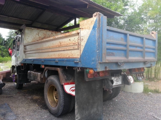 6ล้อดั้มพ์ ISUZU เดก้า200แรงม้า ปี47 ใบไม้เขียว รถสวย พร้อมใช้งาน คัทซีสวย เครื่องดี ราคาคุยได้090-7190682 087-2976734