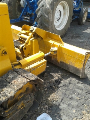 ขายแทรกเตอร์ D2-5 ใบมีด 6ทิศทาง อิมวอย สภาพพร้อมใช้ ราคาต่อรองได้ ติดต่อได้ ที่คุณ อ๊อฟ พิจิตร 086-737-9991