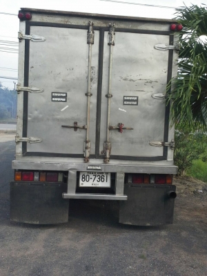 6ล้อ HINO FC120แรงม้า ตู้ยาว4ม. คัทซีสวย เก๋งเดิม เล่มพร้อม ราคาคุยได้ 090-7190682 087-2976734