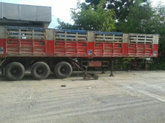 ขายหางลาก 3เพลาไม่ดั๊ม ยาว10.50เมตร สภาพสวยพร้อมใช้ ราคาต่อรองได้ ติดต่อได้ที่คุณ อ๊อฟ พิจิตร 086-737-9991