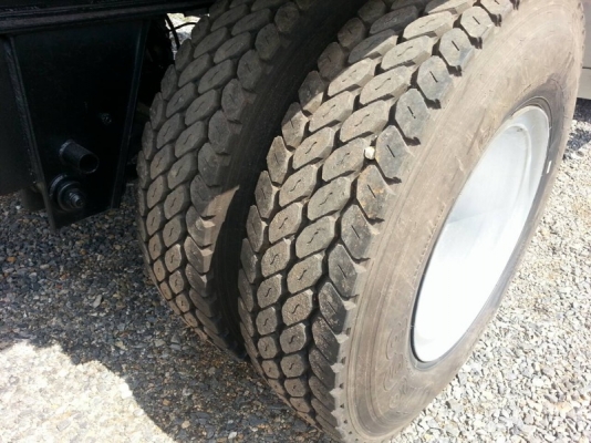 ขายหางพ่วง สามมิต 3 เพลา. ปี 53  สนใจติดต่อ 081 - 6079515