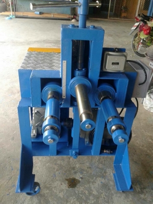 ขายเครื่องดัดโค้ง PJ BENDER 2006 มือสอง สภาพ 99 \%