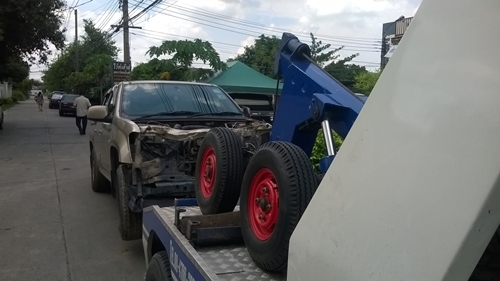 รับซื้อรถอุบัติเหตุ รถตกน้ำ รถจมน้ำ รถจากภัยน้ำท่วม ซากรถยนต์ รถเก่า ผุพัง รถโบราณ รถเสีย ไม่อยากซ่อมใช้ต่อแล้ว รถไฟไหม้ ซากรถ ยนต์ที่เกิดอุบัติเหตุชน หนัก ? เบา ไม่ว่าจะเป็น รถเก๋ง รถกระบะ อุบัติเหตุ , ซื้อขายรถอุบัติเหตุ , รถมือสอง รับซื้อซากรถดีแมกซ์ ซ