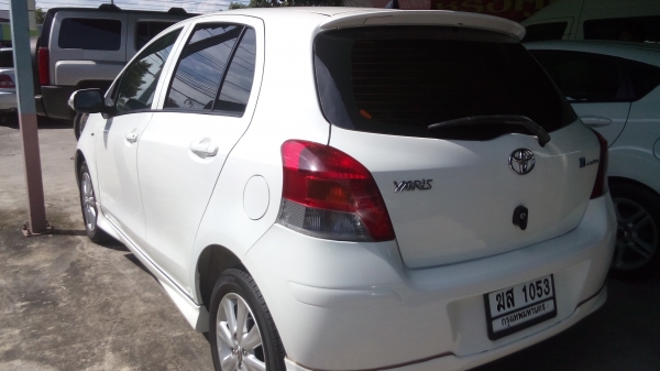 TOYOTA YARIS E LIMITED 1.5 2012