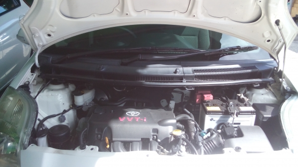 TOYOTA YARIS E LIMITED 1.5 2012