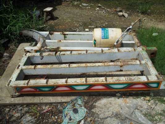 สิบล้อ HINO 650,000 บ. เพลาเดียว พื้นเรียบ ท้ายลาด ติดเครน TADANO 3 ต้น ท้อง V 3 ปลอก 2 ชัก