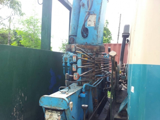 สิบล้อ HINO 650,000 บ. เพลาเดียว พื้นเรียบ ท้ายลาด ติดเครน TADANO 3 ต้น ท้อง V 3 ปลอก 2 ชัก