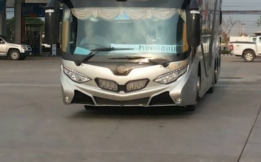 ขายรถบัสใหม่ แชสซีนำเข้า ประกอบบอดี้เมืองไทย (ต่อตัวถังบ้านโป่ง) รูปทรงทำได้ตามต้องการ