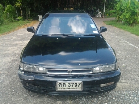 ขายรถยนต์ ปี91 ฮอนด้า แอคคอร์ด ตาเพชร เครื่อง2000cc.คาบิว(ติดแก๊ส) เกียร์ธรรมดา พวงมาลัยเพาเวอร์ แอร์เย็น วิทยุCD ล้อแม็ก เครื่องดี ช่วงล่างดี ขายถูกๆ