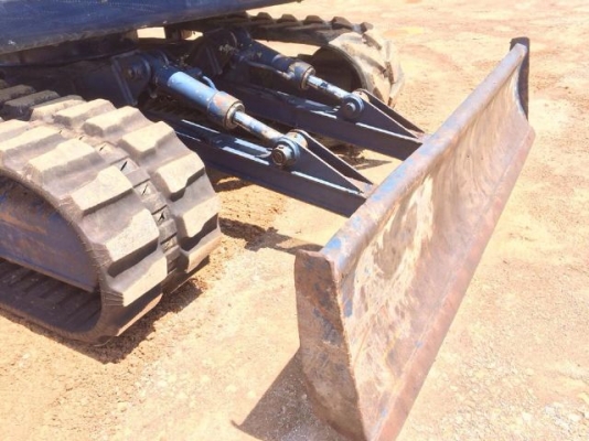 ขายรถแบคโฮ KOBELCO SK60 (MARK3) เครื่อง ISUZU 4 สูบ คอลโทรลสั้น ปั้มนิ้ว สภาพสวย นำเข้าจากญี่ปุ่น มี VDO ครับ ขายรถแบคโฮ KOBELCO SK60 (MARK3) เครื่อง ISUZU 4 สูบ คอลโทรลสั้น ปั้มนิ้ว สภาพสวย นำเข้าจากญี่ปุ่น มี VDO ครับ