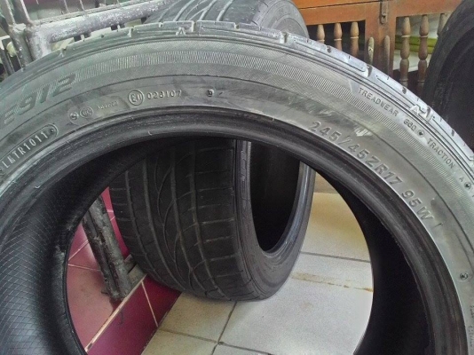ขายยาง245/45/17 ปี11 falken 1คู่ แถมฟรีอีก 1เส้น 2500