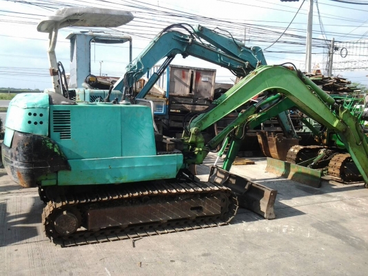 แบคโฮเก่าญี่ปุ่น 4คัน 850000