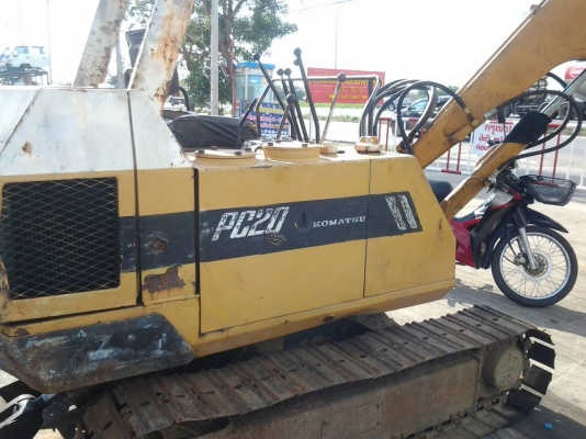 แบคโฮเก่าญี่ปุ่น 4คัน 850000