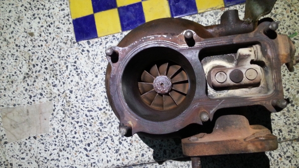 ขายเทอร์โบ garrett.ar50 เก่าถอดรถบรรทุก สภาพแน่นไม่รุน 7,500