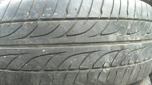 ขายยาง DUNLOP LM703 205-45-16 ปี10 ดอกสวย ไม่บวม ชุดละ 2,000 บาท