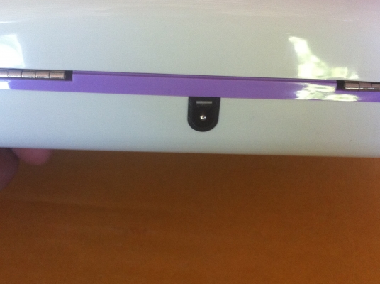 เครื่องกำจัดขนที่ไม่พึงประสงค์  แบบใช้ไฟฟ้าของประเทศอังกฤษ