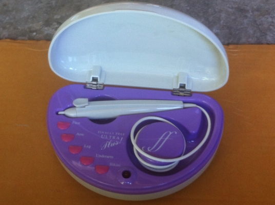 เครื่องกำจัดขนที่ไม่พึงประสงค์  แบบใช้ไฟฟ้าของประเทศอังกฤษ