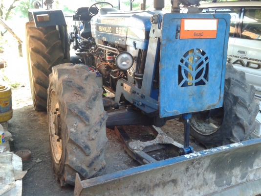 ขาย ฟอร์ด6610เสื้อลาย สองเพลาคาราโล่ สภาพพร้อมใช้ พร้อมอุปกรณ์