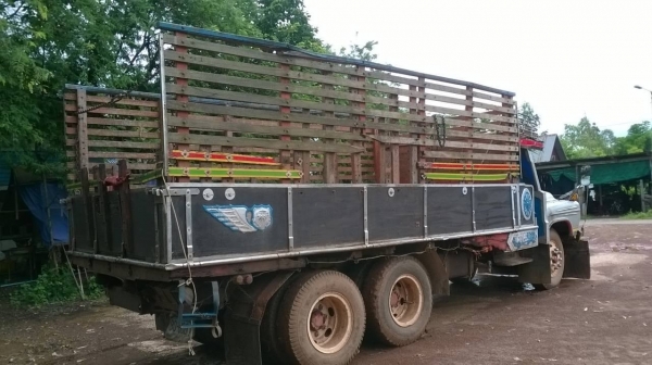 ขาย 10 ล้อหัวยาว เพลาเดียว คัสซีสวยตลอดเส้น เครื่อง 6BD1 165 แรงม้า เกียร์ร็อค พวงมาลัยพาวเวอร์ ทะเบียนพร้อมโอน ราคาต่อรองได้