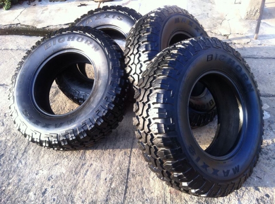 ขายยางMud-Terrain หน้าแคบ Maxxis-762 ขนาด 235 85 r16 ขายยางMud-Terrain หน้าแคบ Maxxis-762 ขนาด 235 85 r16