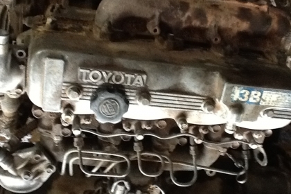 ขายเครื่องโตโยต้า13 B พร้อมเกียร์