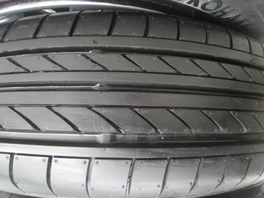 ขายกะทะล้อป้ายแดง city ขอบ15 4รู100 พร้อมยาง  ปี14 สนใจติดต่อเล็กคลองสามครับ 081-3747940