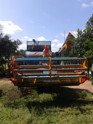 ขายรถเกี่ยวข้าว ไทยเส็งยนต์ อุ้ม 2.8 ตัน เครื่อง 210 เทอร์โบตัวเดิน 12 ปั้มไดกิ้น 22 ขายรถเกี่ยวข้าว ไทยเส็งยนต์ อุ้ม 2.8 ตัน เครื่อง 210 เทอร์โบตัวเดิน 12 ปั้มไดกิ้น 22