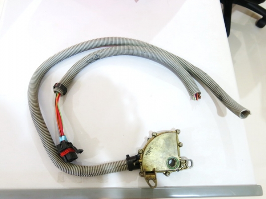 ขายสวิทช์ควบคุมตำเเหน่งเกียร์ ทรูเปอร์ 3.2 เบนซิน ขายสวิทช์ควบคุมตำเเหน่งเกียร์ ทรูเปอร์ 3.2 เบนซิน