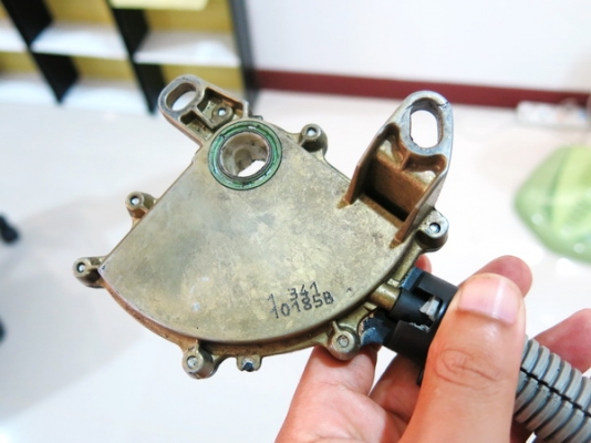 ขายสวิทช์ควบคุมตำเเหน่งเกียร์ ทรูเปอร์ 3.2 เบนซิน ขายสวิทช์ควบคุมตำเเหน่งเกียร์ ทรูเปอร์ 3.2 เบนซิน