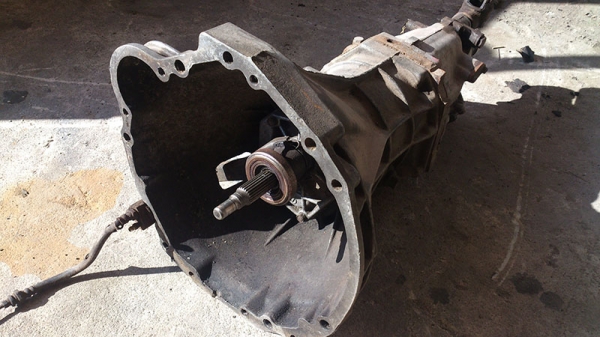 ขายเกียร์ธรรมดาห้าสปีดใส่ NISSAN LD20-28 Z16-20