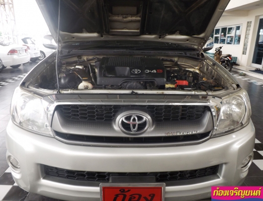 TOYOTA VIGO เกียร์ธรรมดา 4ประตู 4WD 3.0G TOYOTA VIGO เกียร์ธรรมดา 4ประตู 4WD 3.0G