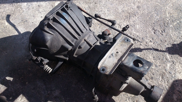 ขายเกียร์รถตู้หัวจรวดโตโยต้าแบบ 5 สปีดสวยๆ