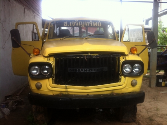 ขาย 6 ล้อหัวยาวเทรลเลอร์ขึ้นรถเกียวข้าวเครื่อง อิซูซุ  165 แรง