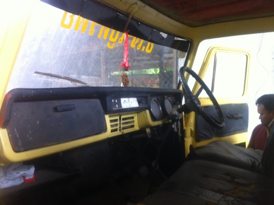 ขาย 6 ล้อหัวยาวเทรลเลอร์ขึ้นรถเกียวข้าวเครื่อง อิซูซุ  165 แรง