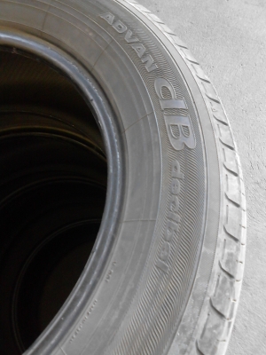 215/60R16 YOKOHAMA Advance dacibel  ปี2012