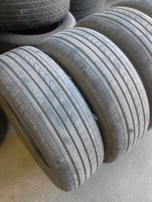 215/60R16 YOKOHAMA Advance dacibel  ปี2012